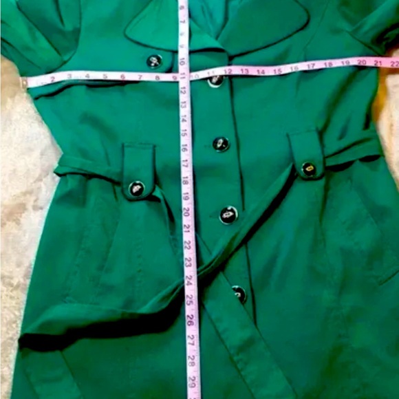 Cleo green trench coat . Size 10 - Picture 8 of 10